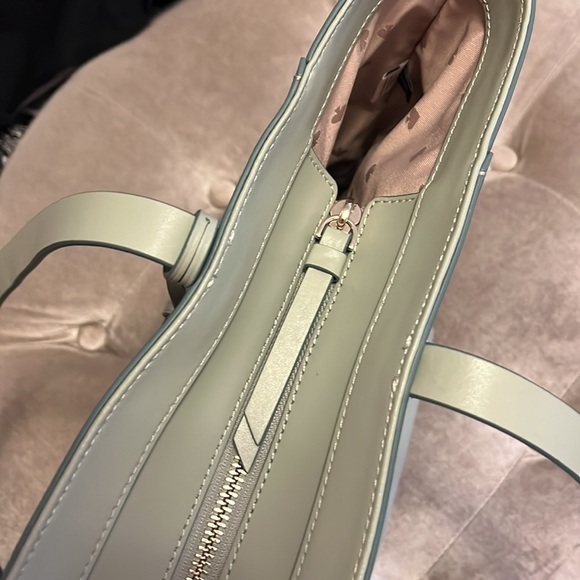 Kate Spade large pocket tote, smooth, leather, light, pist color, new - Picture 5 of 13